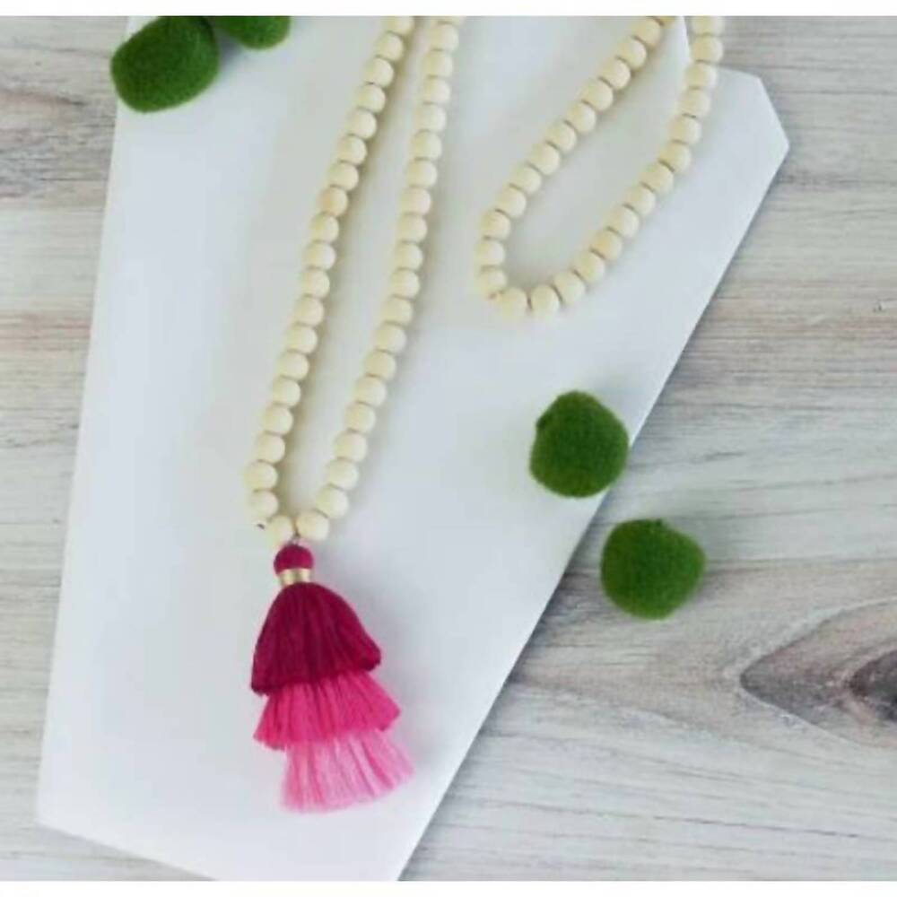 NEW LAUREN LANE women's ombré tassel and wood bead necklace in fuchsia